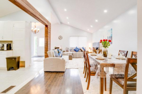 Furnished Family Home near Toronto - Great Location Game Room - Backyard - Parking & Self Checkin